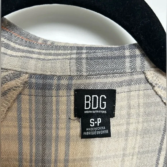 BDG Urban Outfitters Plaid Flannel - Picture 5 of 5